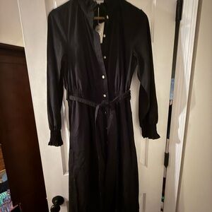 Chic Black Long-Sleeve Dress